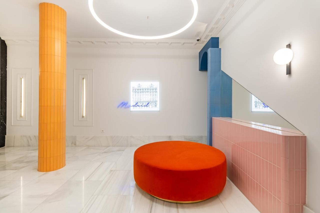 Ikonik Gran Via Hotell Madrid Eksteriør bilde