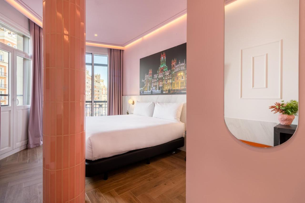 Ikonik Gran Via Hotell Madrid Eksteriør bilde